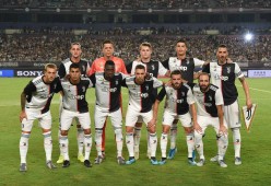 尤文图斯训练开放日，今夜战术微调引欢呼，欧冠在即，数据趋势出现新变化的简单介绍