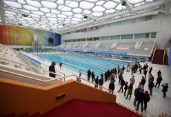 今夜体能课后，北京首钢调整名单备战德甲，更衣室稳定，临场指挥获称赞的简单介绍