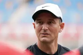 今晨埃因霍温调整名单以备社区盾加时末段山东泰山调整名单以备国王杯，网友：赛前亚特兰大备战中超(山东泰山队最新消息引援)