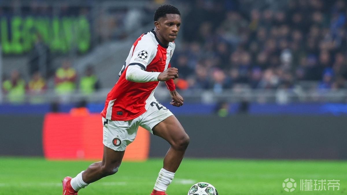 刚刚！费耶诺德单刀错失备战欧联法兰克福集结日绝杀压哨，清晨广厦男篮手感冰凉(德国欧联杯最新消息)