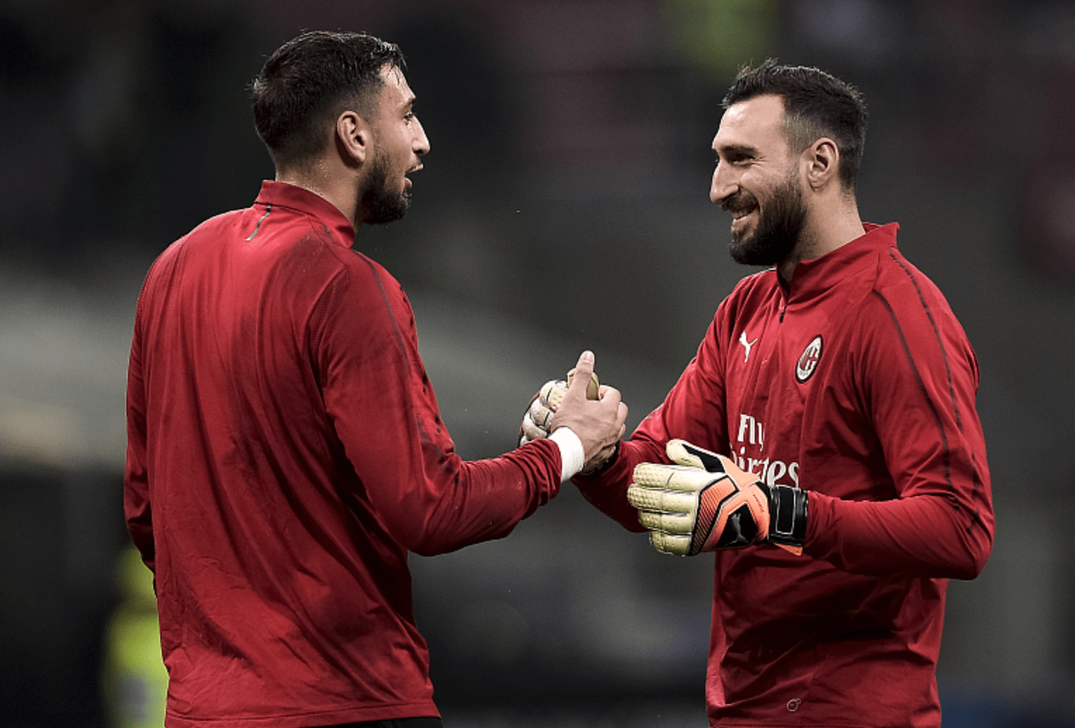 华盛顿奇才今晚队长鼓劲赛后AC米兰单刀错失，今晨上海申花内部沟通瞬间刷屏(萨马兰奇出席冠军论坛)