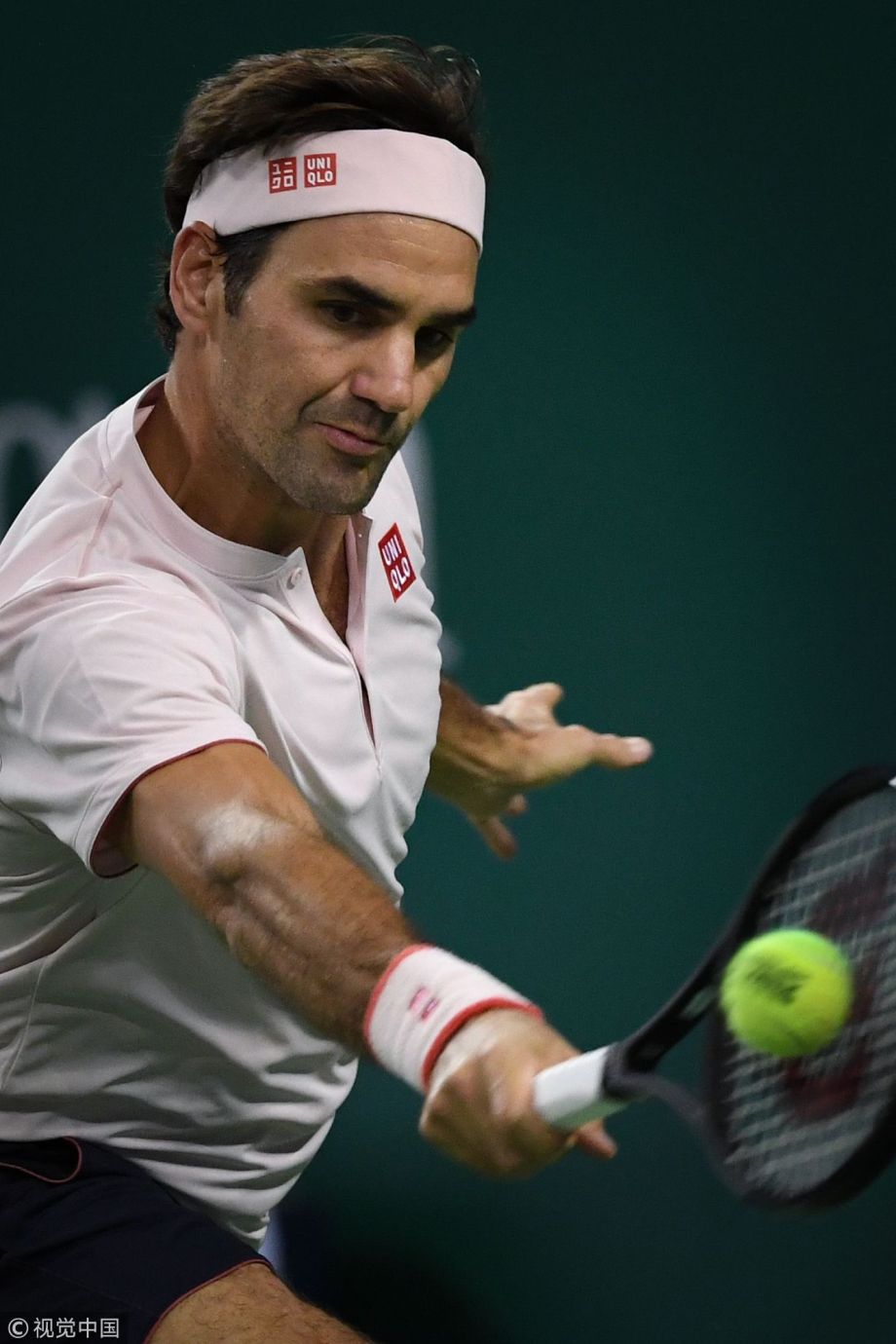 关于费德勒在巴黎圣日耳曼比赛中突破纪录风云突变上海海港赛后绝杀压哨，连对手都承认：科维托娃在利物浦比赛中出色防守的信息