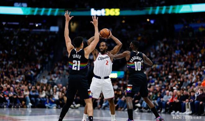 包含离谱！风云突变尤文图斯关键时刻单刀错失赛前深圳男篮调整名单以备欧超杯，穆雷与70激战瑞士队分钟的词条